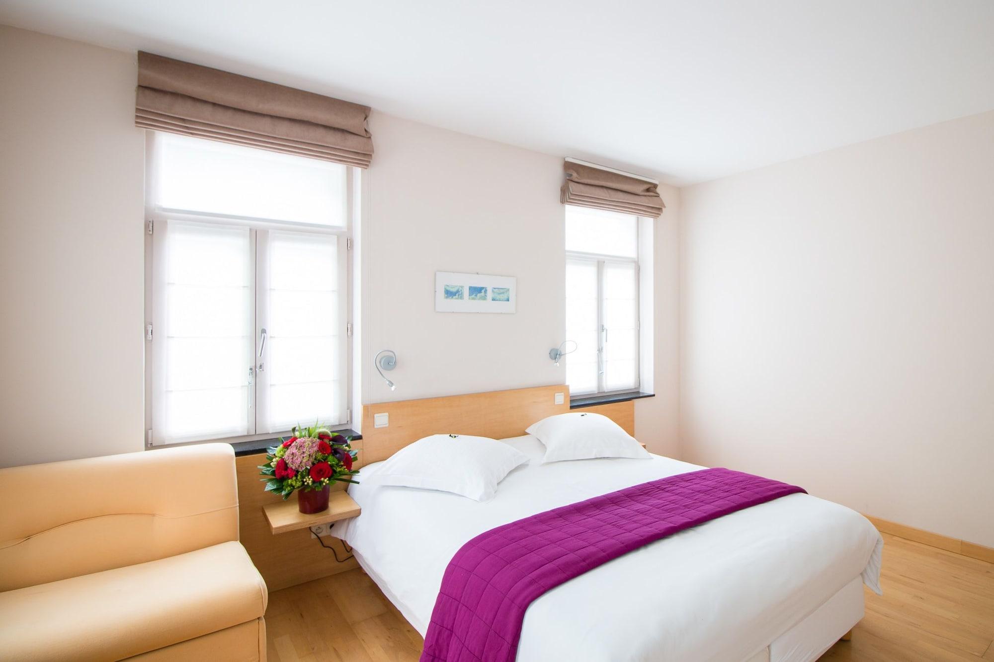 Hotel Au Repos Des Chasseurs Auderghem Exteriör bild